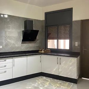 Appartement Bloemen, Fez